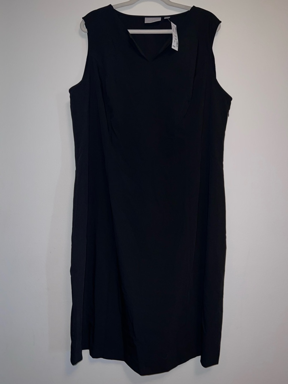 Avenue Women’s 22 Black Sleeveless Shift Dress LBD